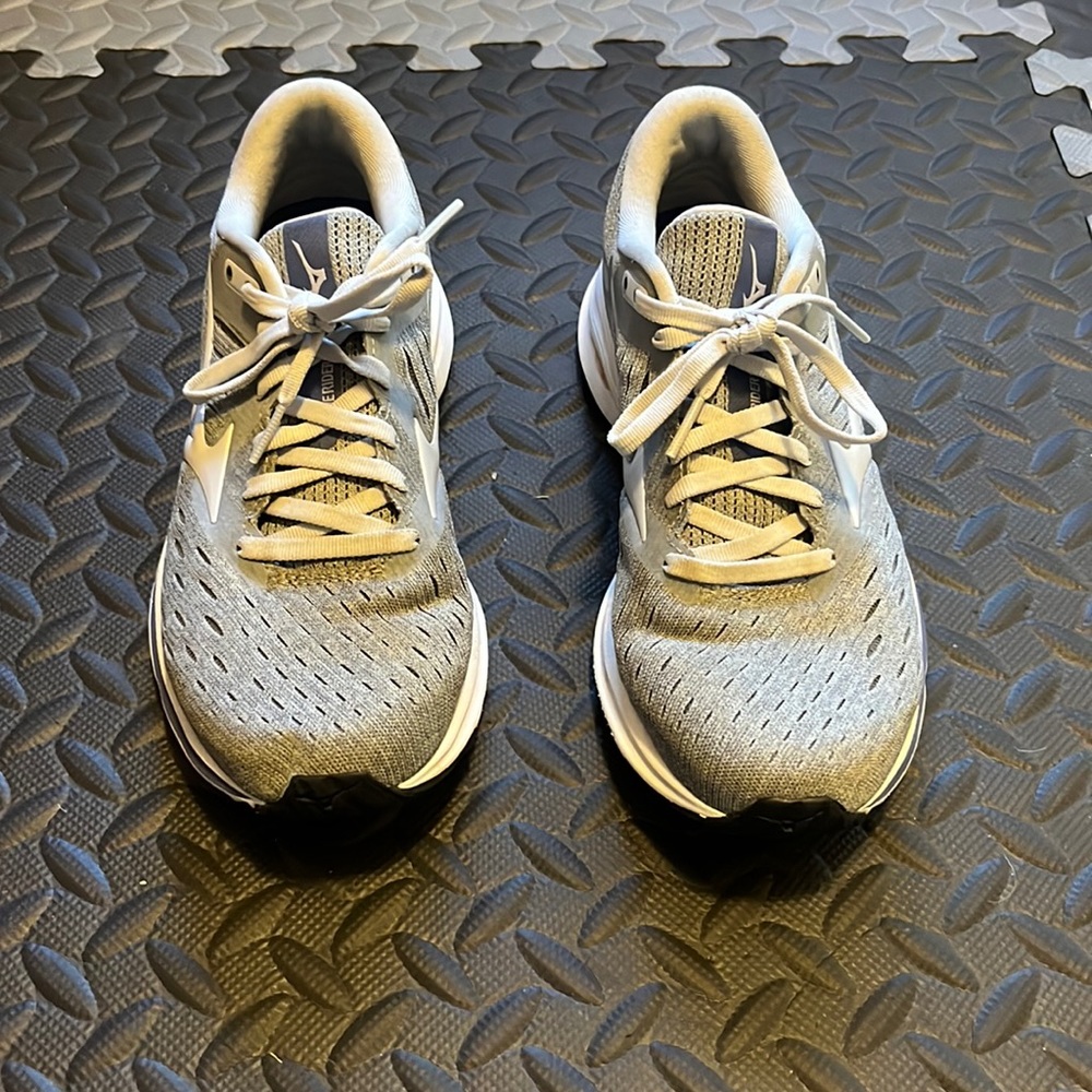 Mizuno Wave Rider 24